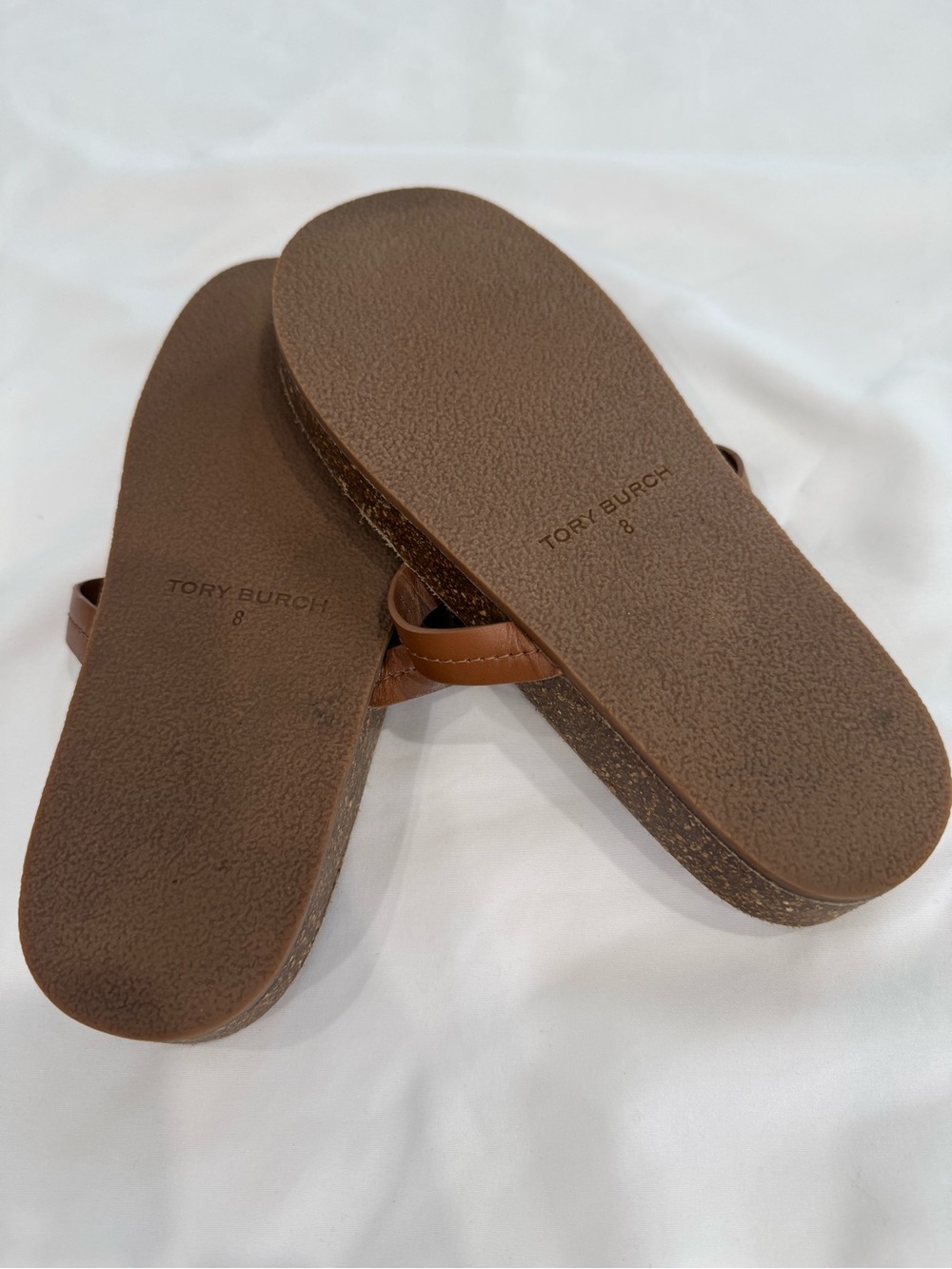 Tory Burch Miller Leather Cloud Signature Logo Comfortable Thong Sandals. 8 - Picture 6 of 6